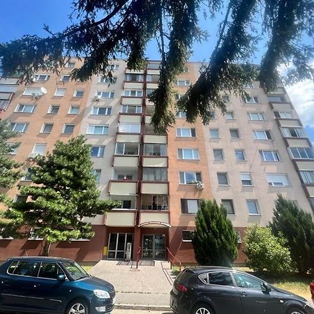 Appartement Apartman Solid, Bratislava Extérieur photo