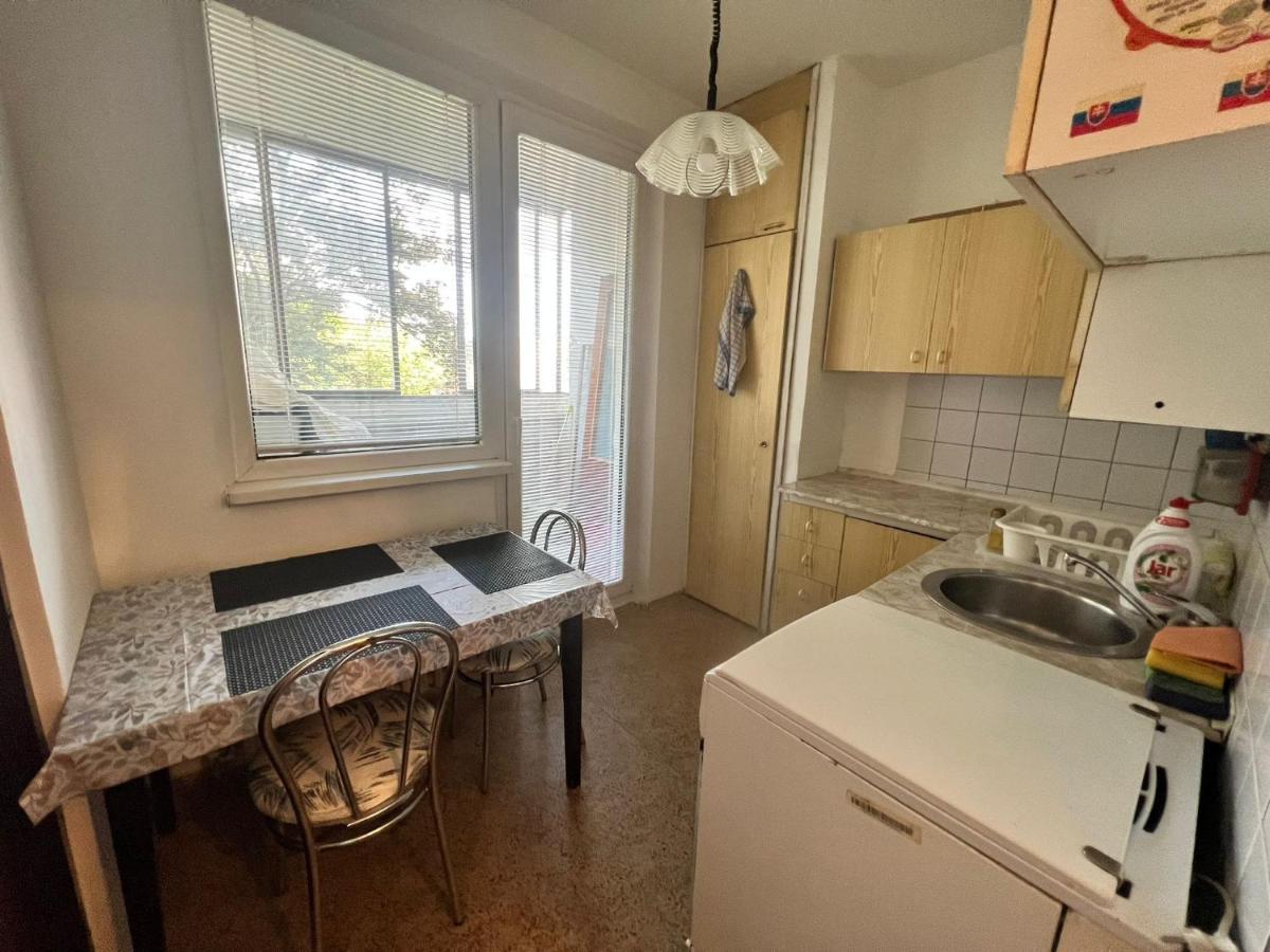 Appartement Apartman Solid, Bratislava Extérieur photo