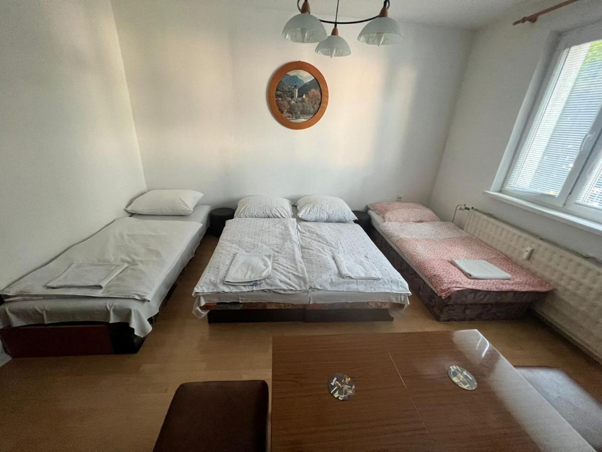 Appartement Apartman Solid, Bratislava Extérieur photo